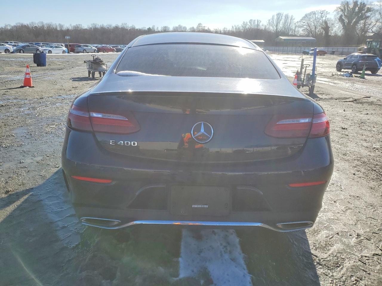 2018 MERCEDES-BENZ E photo 6