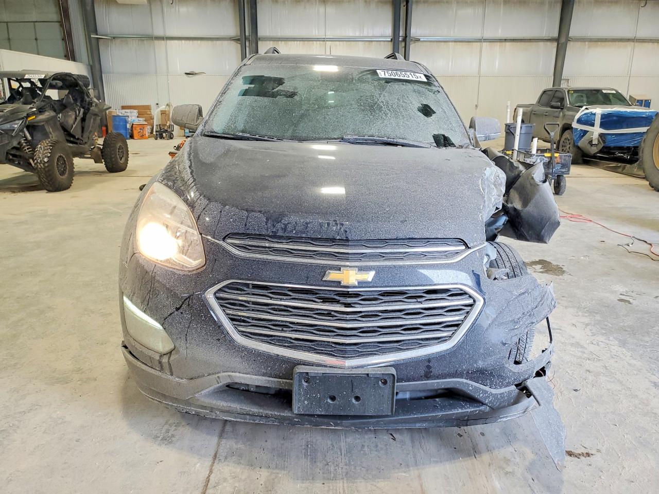 2017 CHEVROLET EQUINOX LT photo 5