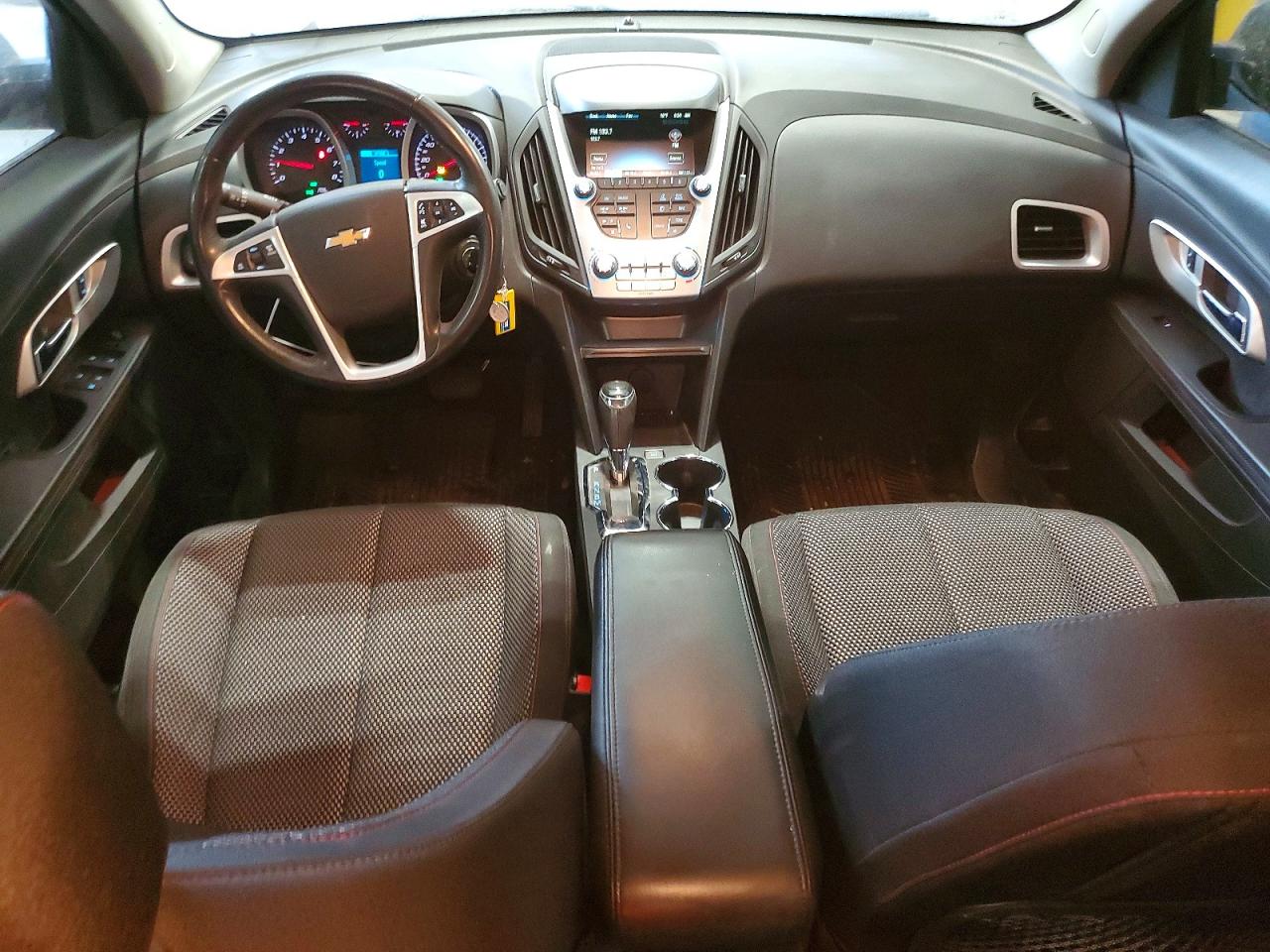 2017 CHEVROLET EQUINOX LT photo 8
