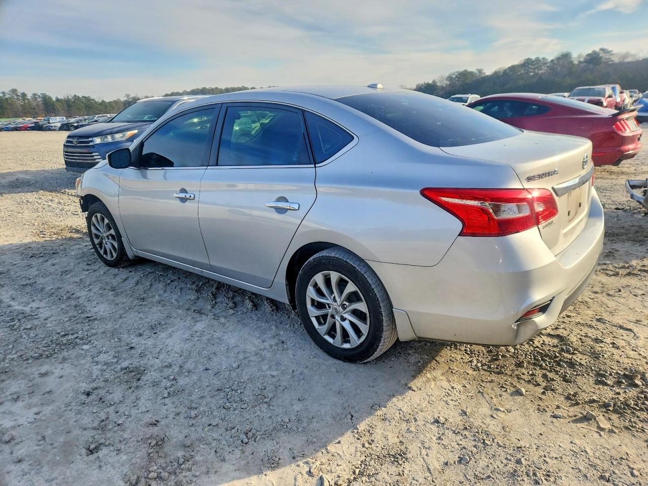 2019 NISSAN SENTRA S photo 4
