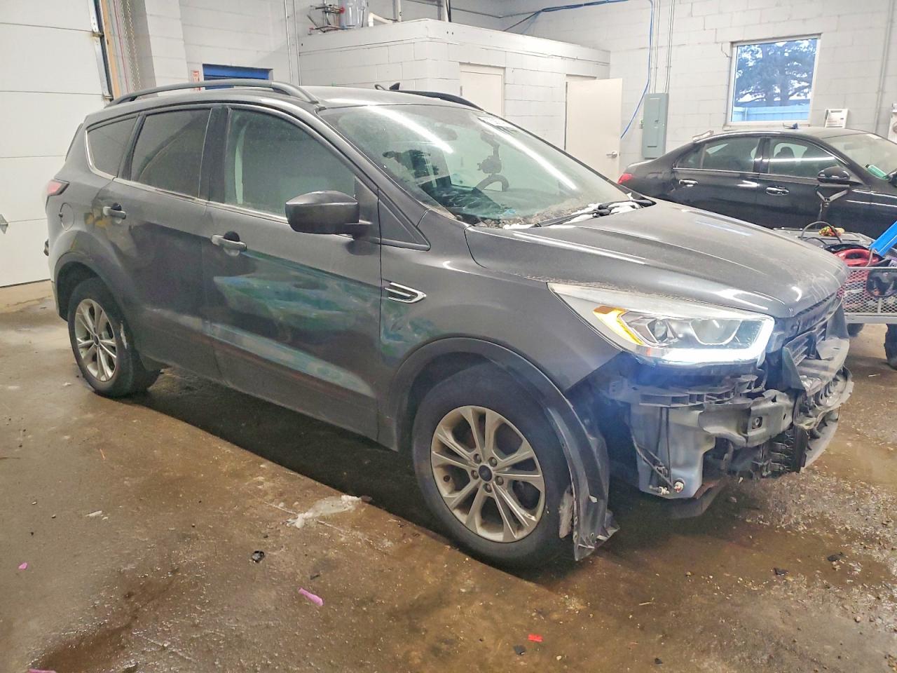 2017 FORD ESCAPE SE photo 10