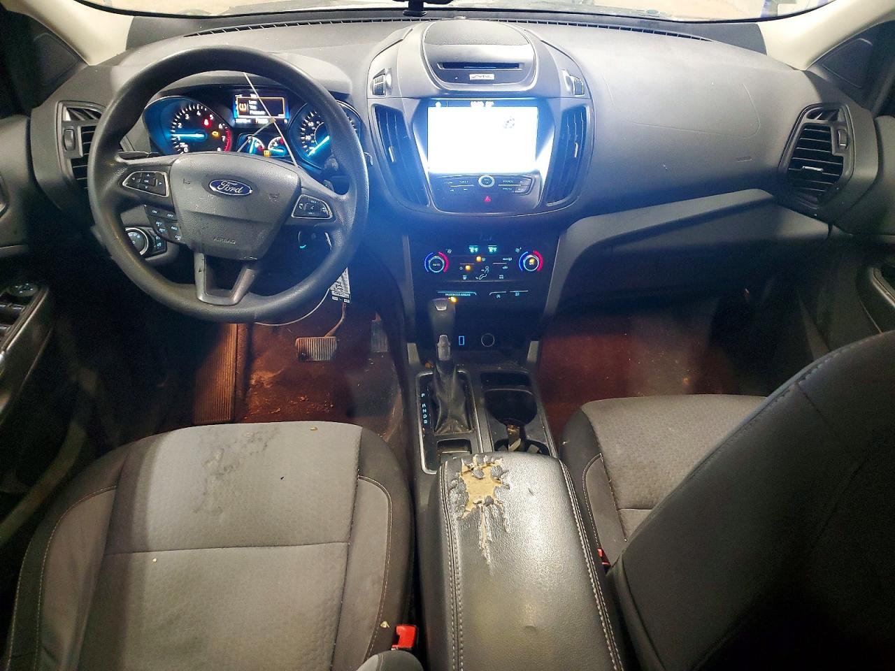 2017 FORD ESCAPE SE photo 22