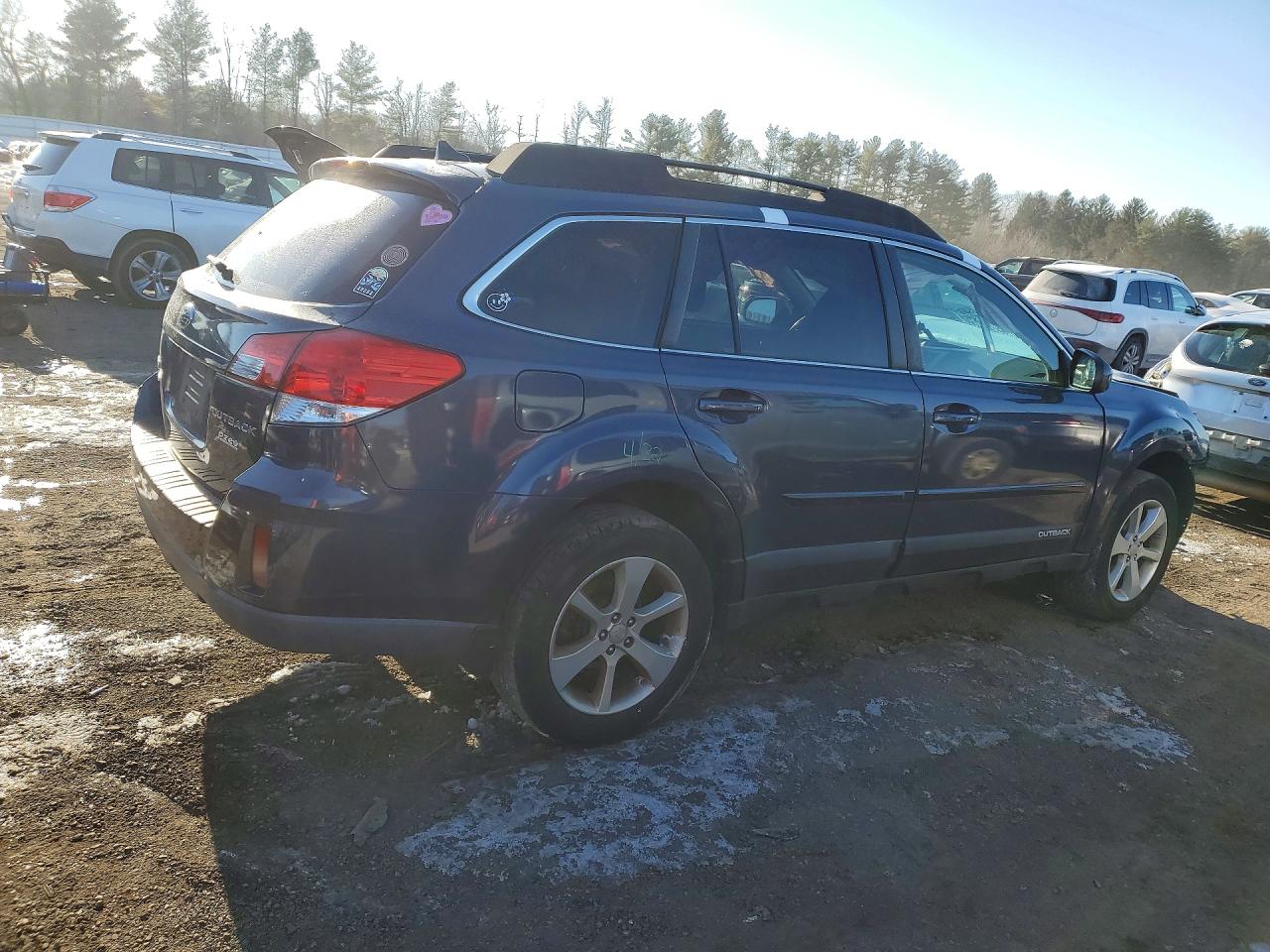 2014 SUBARU OUTBACK 2.5I PREMIUM photo 3