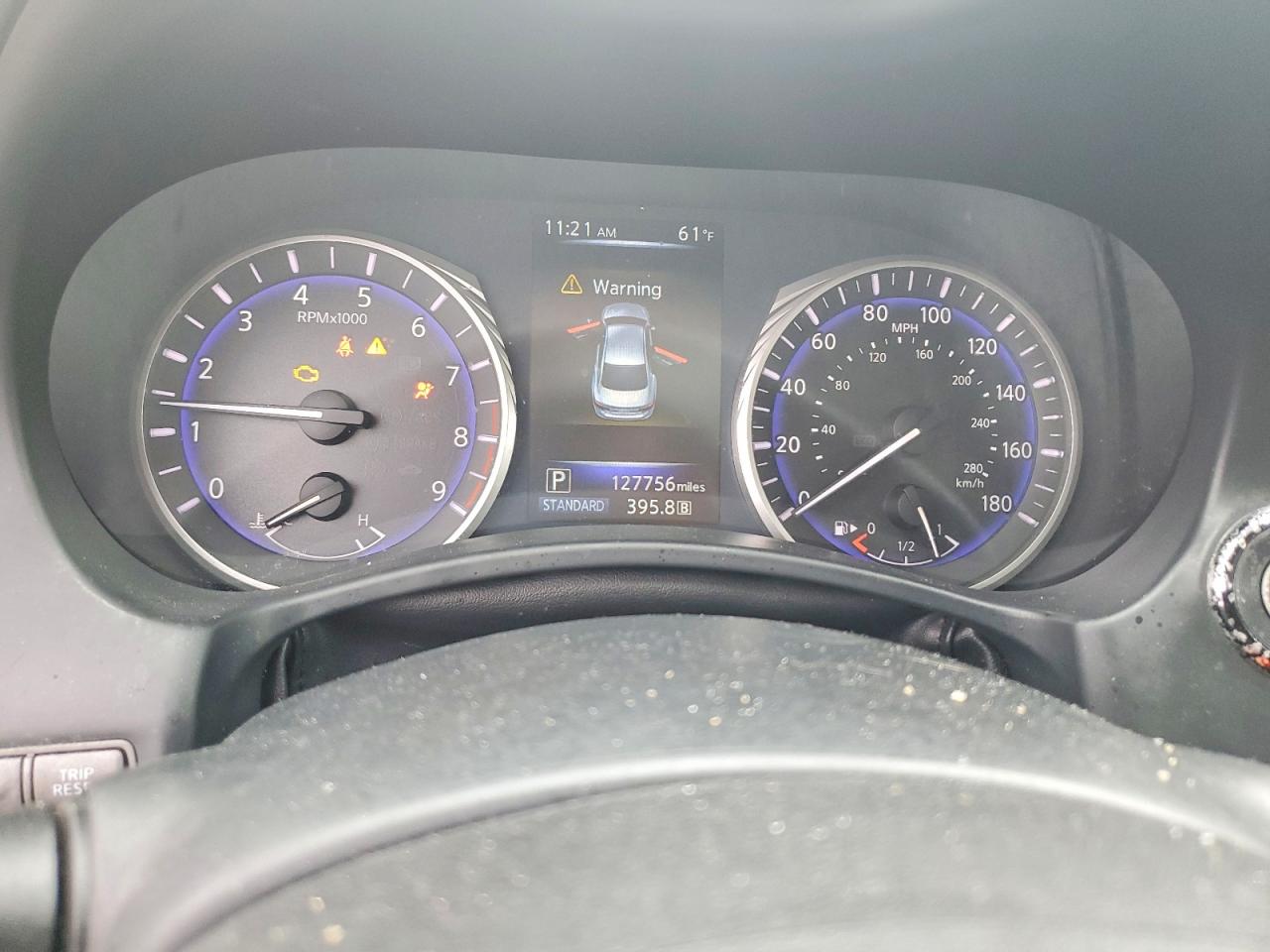 2015 INFINITI Q50 photo 17