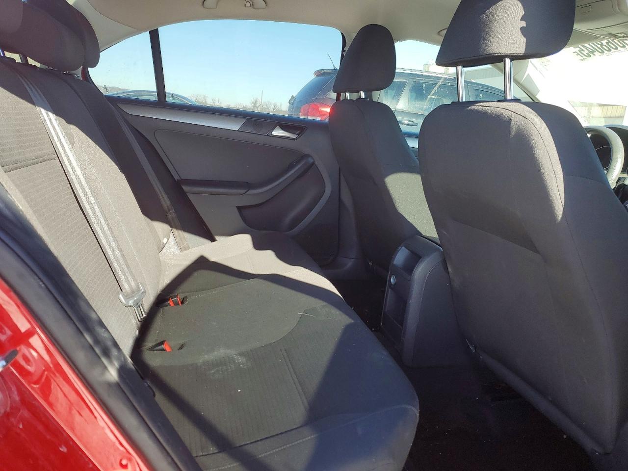 2015 VOLKSWAGEN JETTA TDI photo 10