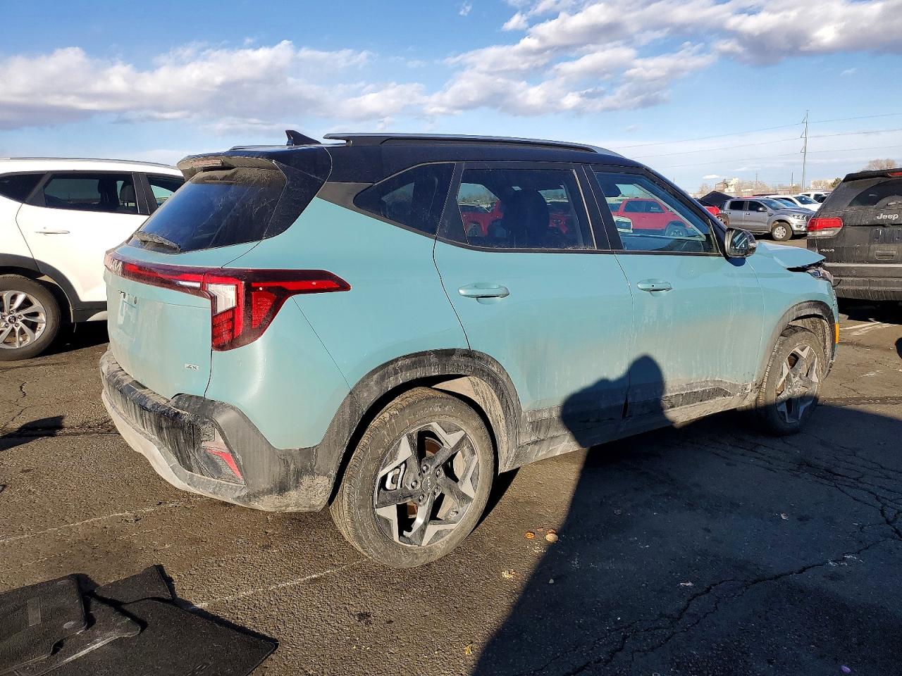 2025 KIA SELTOS S photo 3