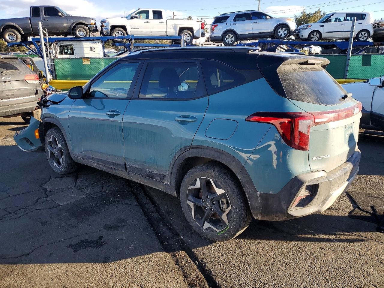 2025 KIA SELTOS S photo 2