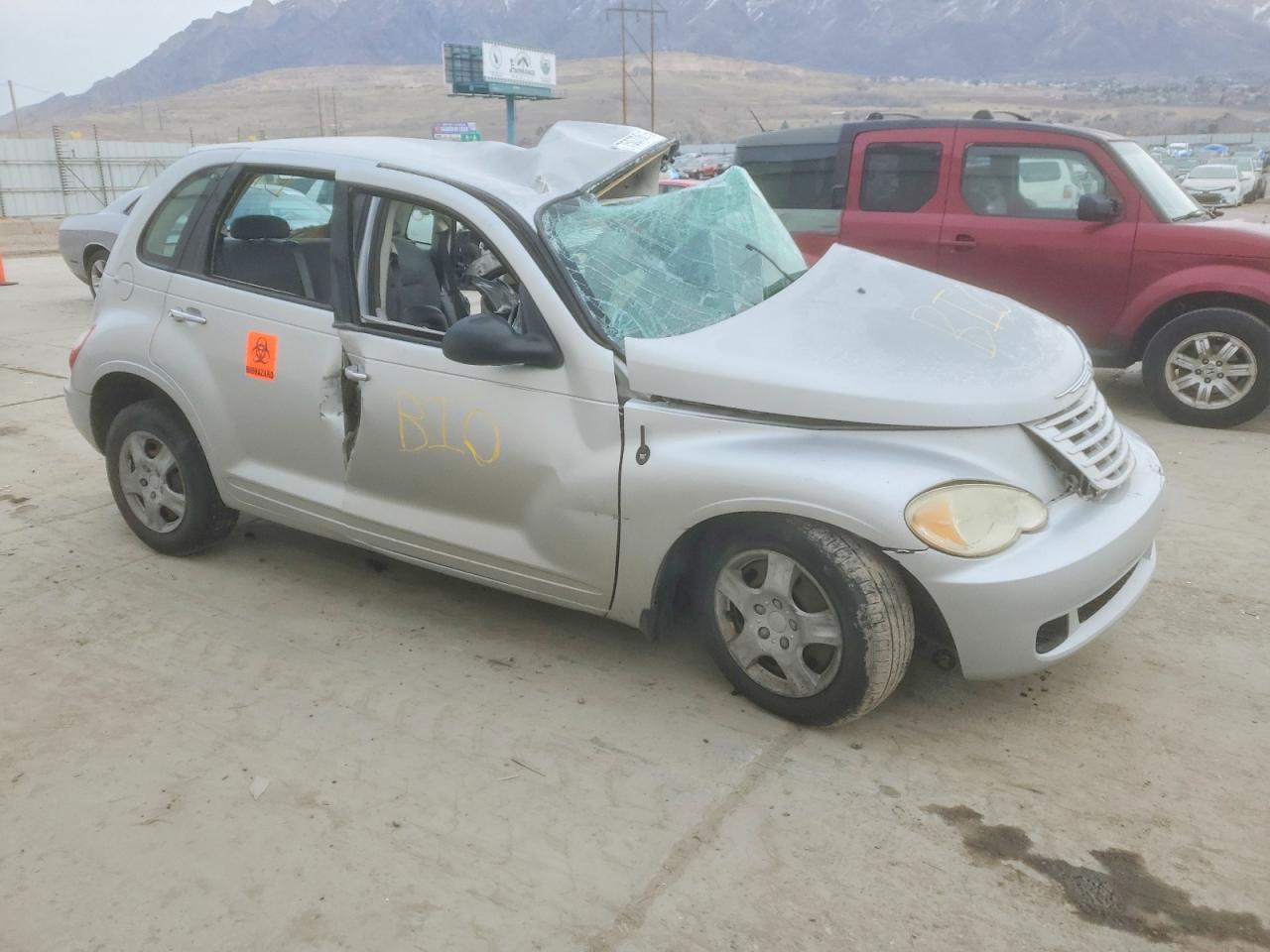 2008 CHRYSLER PT CRUISER photo 4