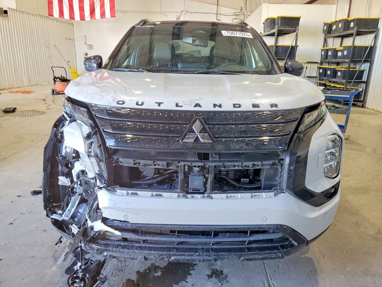 2025 MITSUBISHI OUTLANDER SEL photo 13