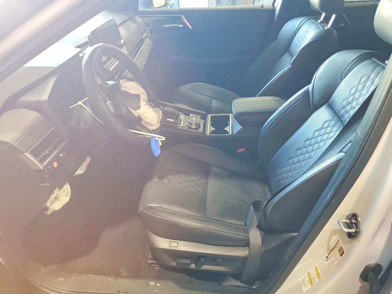2025 MITSUBISHI OUTLANDER SEL photo 19