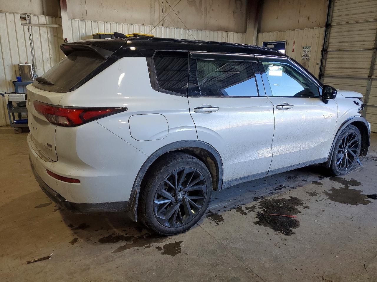 2025 MITSUBISHI OUTLANDER SEL photo 7