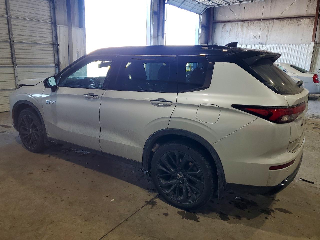 2025 MITSUBISHI OUTLANDER SEL photo 4