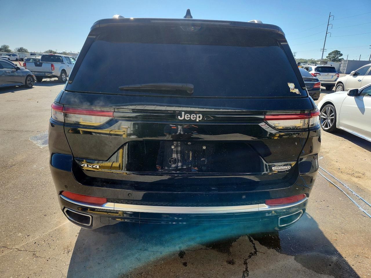 2023 JEEP GRAND CHEROKEE SUMMIT photo 11
