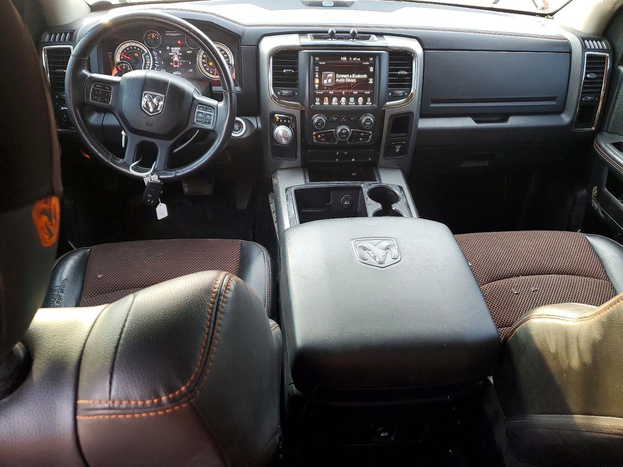 2015 RAM 1500 SPORT photo 15