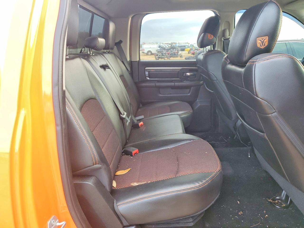 2015 RAM 1500 SPORT photo 19