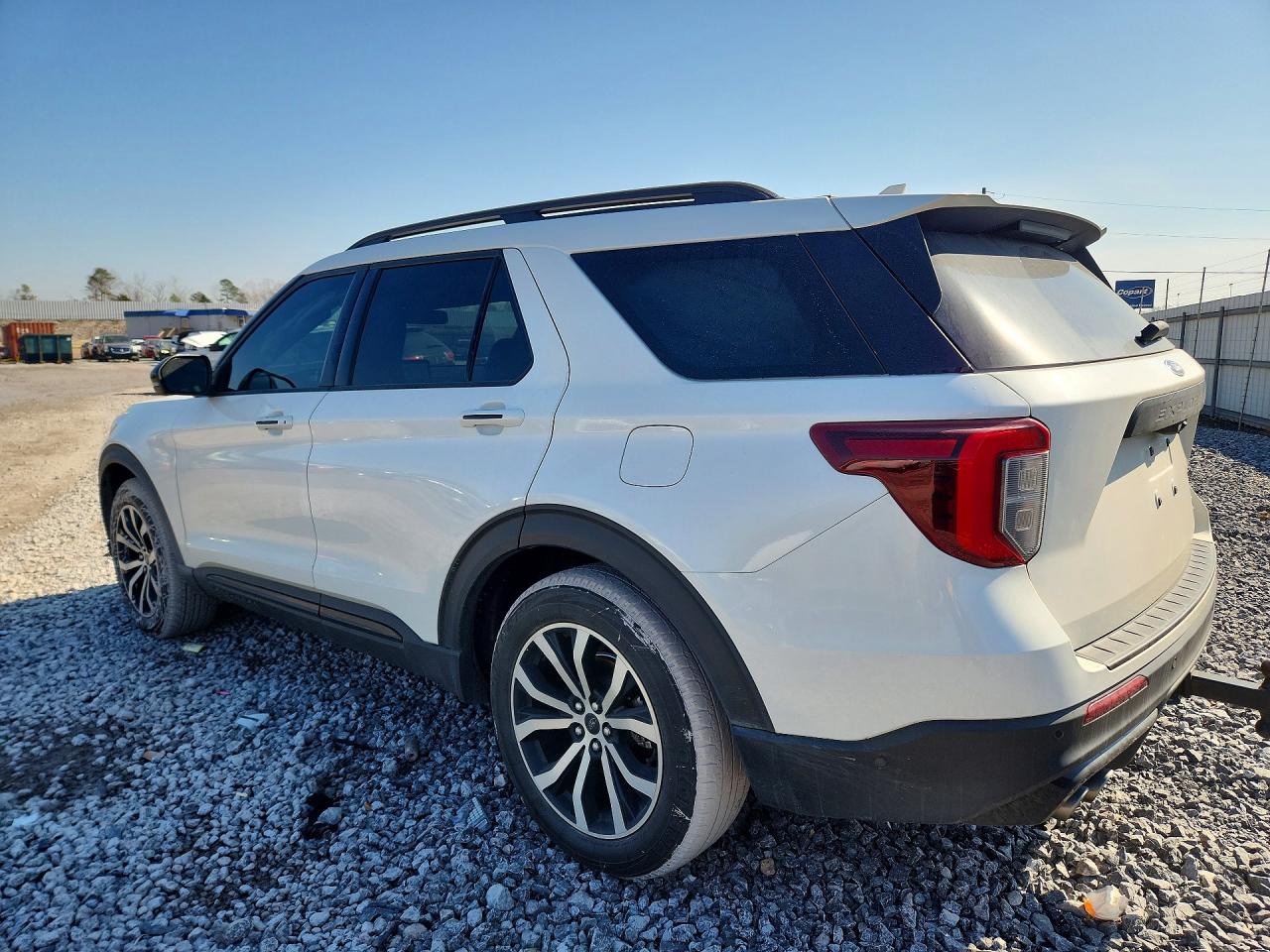 2021 FORD EXPLORER ST photo 2