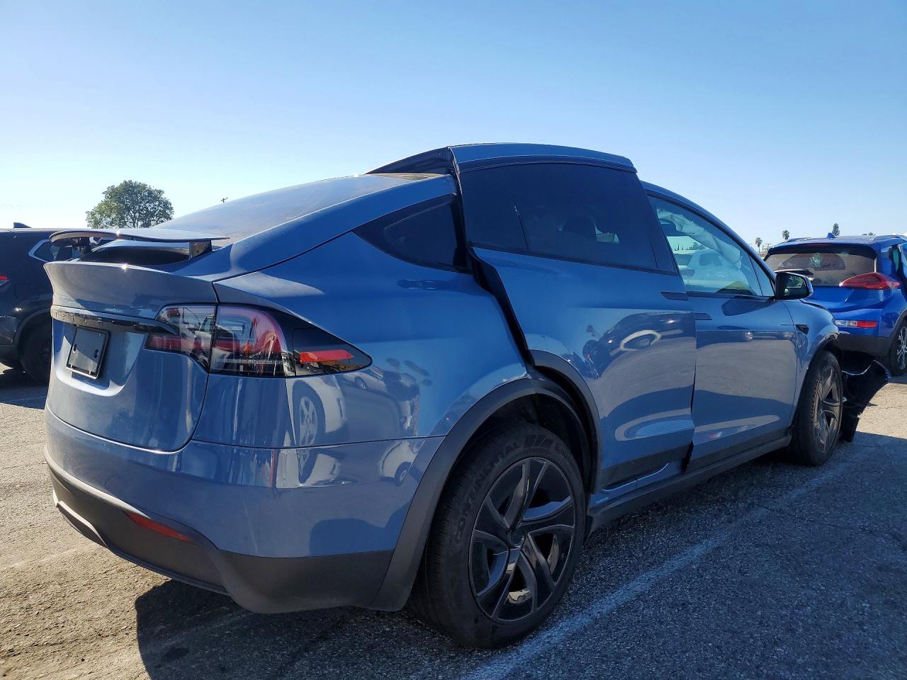 2026 TESLA MODEL X photo 3