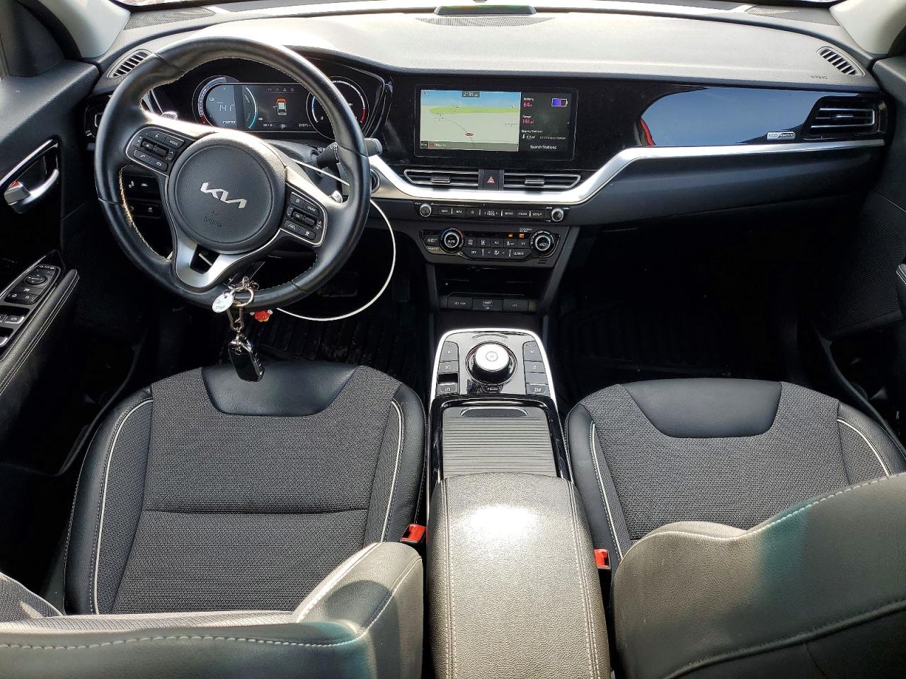 2022 KIA NIRO S photo 22