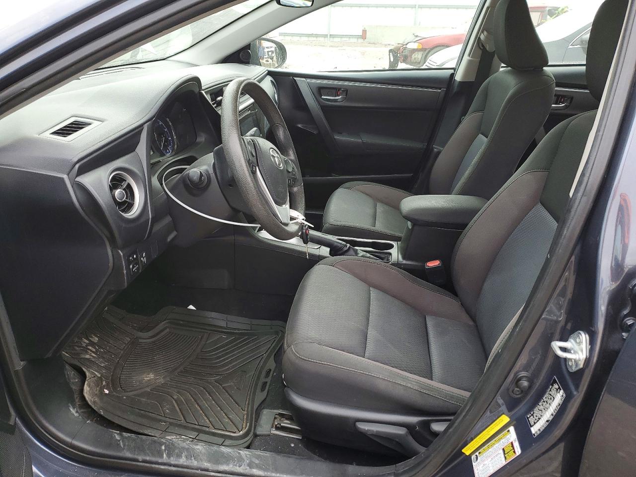 2018 TOYOTA COROLLA L photo 7