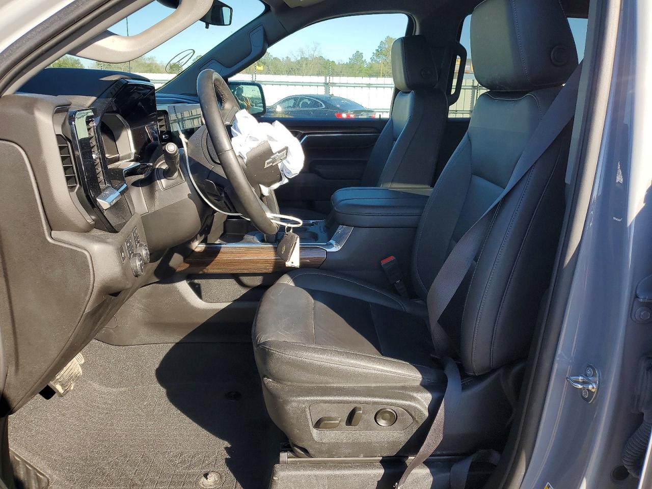 2024 CHEVROLET SILVERADO K1500 RST photo 13