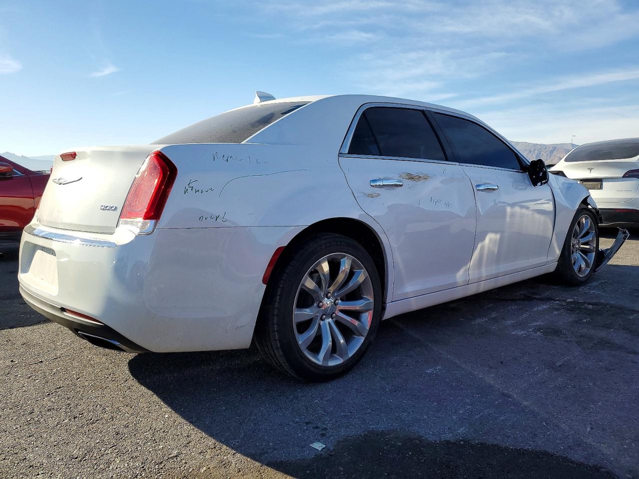 2018 CHRYSLER 300 LIMITED photo 5