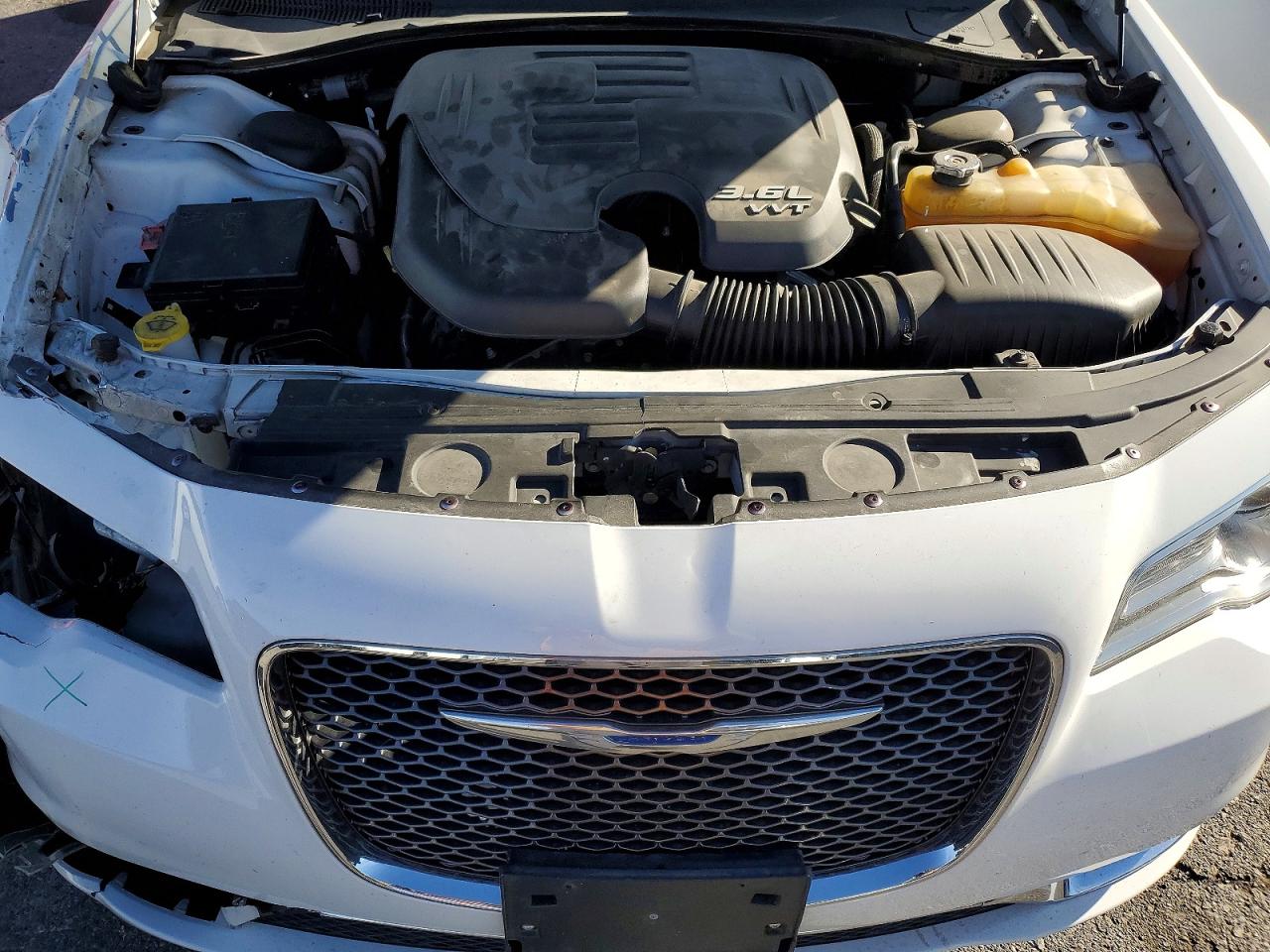 2018 CHRYSLER 300 LIMITED photo 21