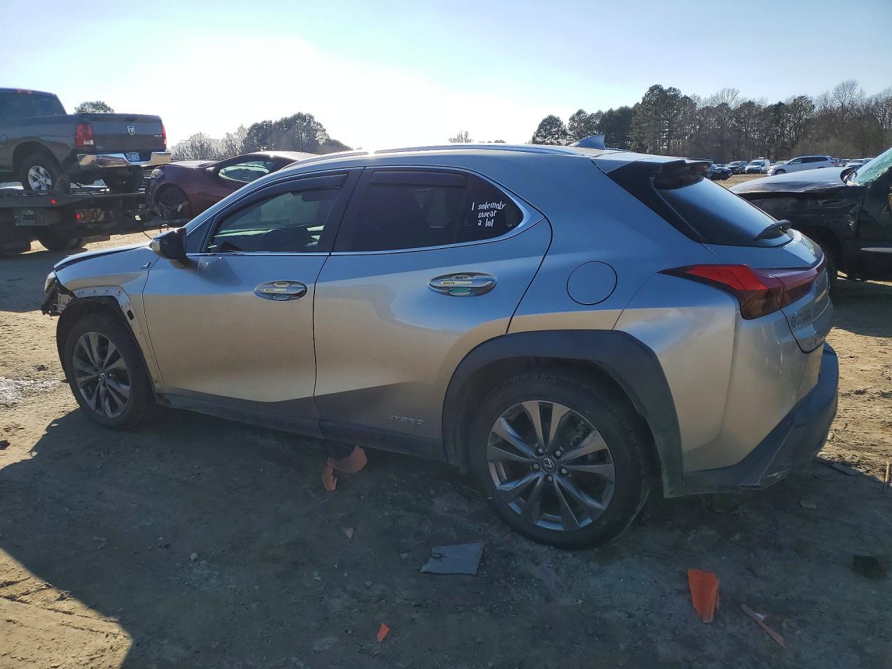 2020 LEXUS UX 250H photo 2