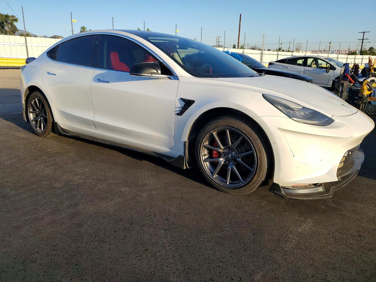 2019 TESLA MODEL 3 photo 4