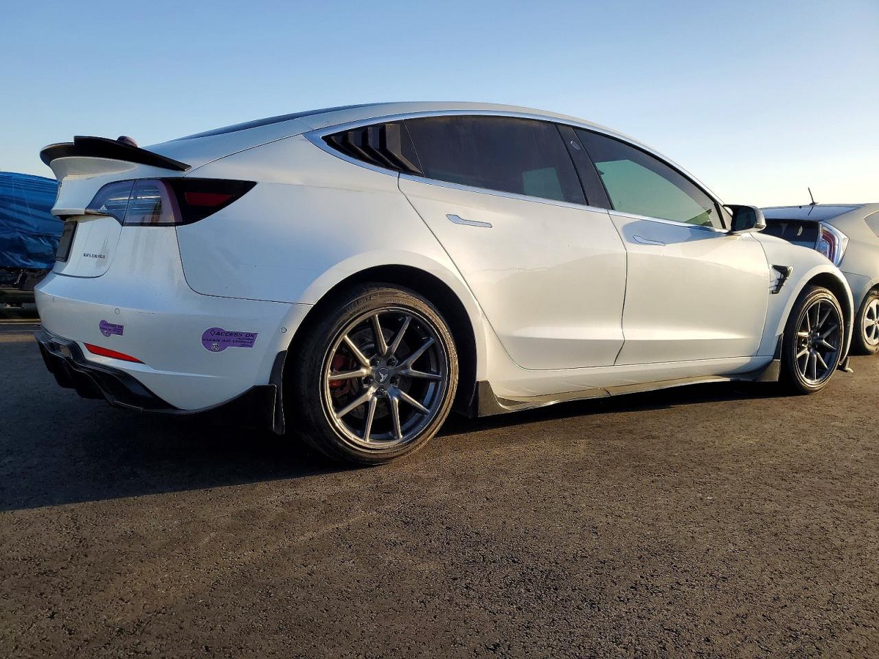 2019 TESLA MODEL 3 photo 3