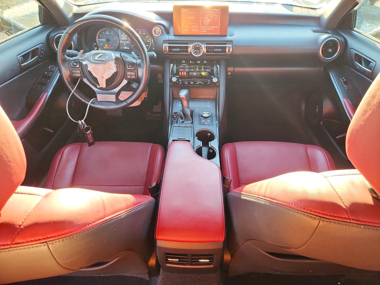 2022 LEXUS IS 300 photo 8