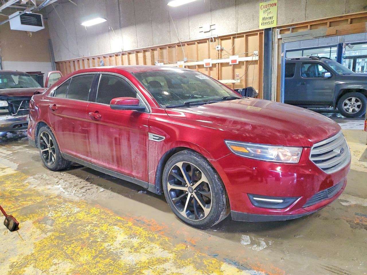 2016 FORD TAURUS SEL photo 4