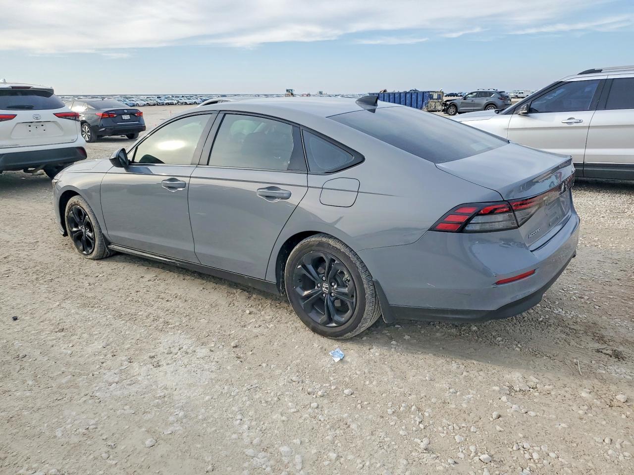 2025 HONDA ACCORD SE photo 2
