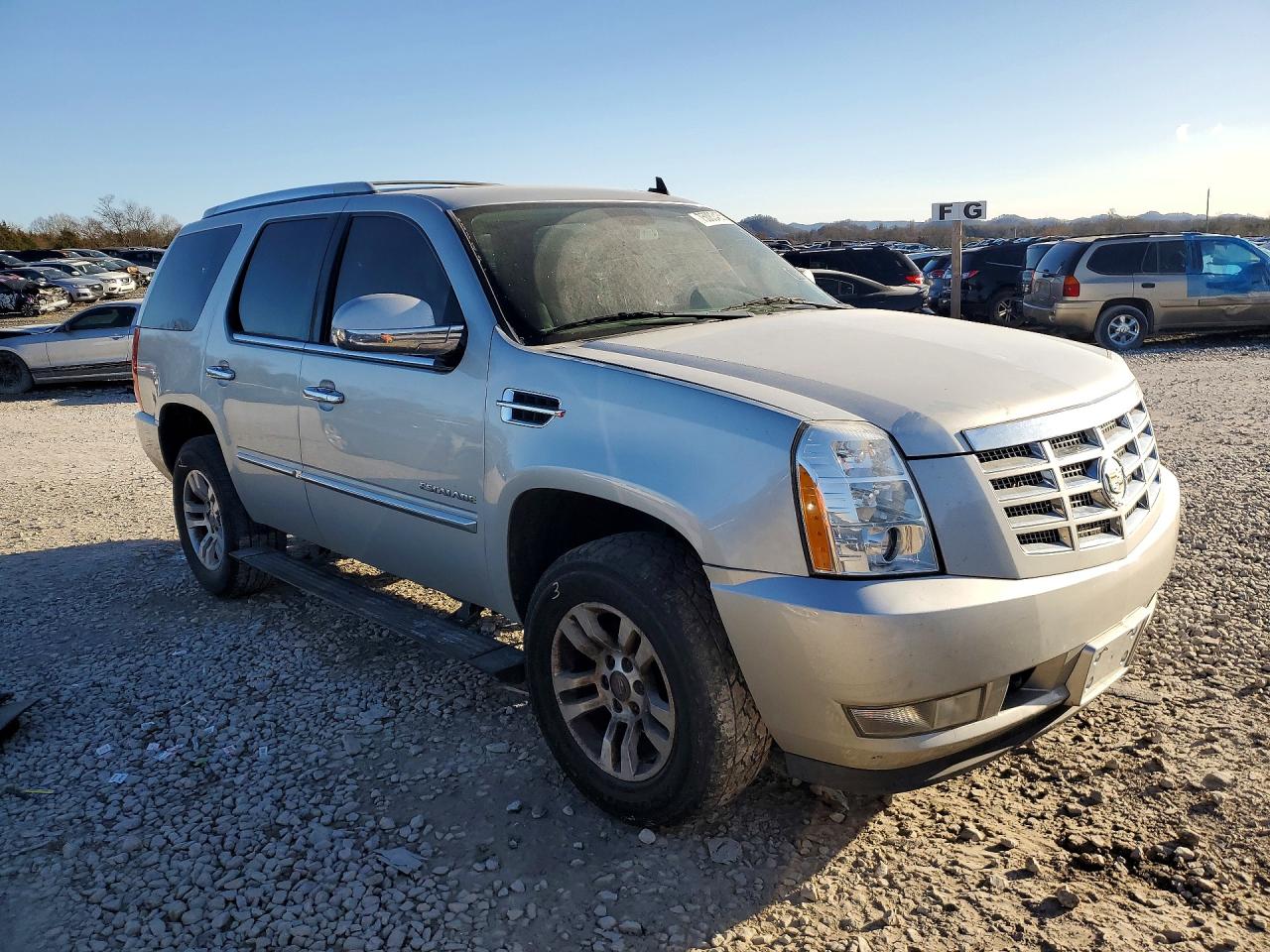 2011 CADILLAC ESCALADE PREMIUM photo 10