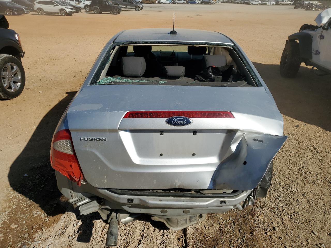 2011 FORD FUSION photo 11