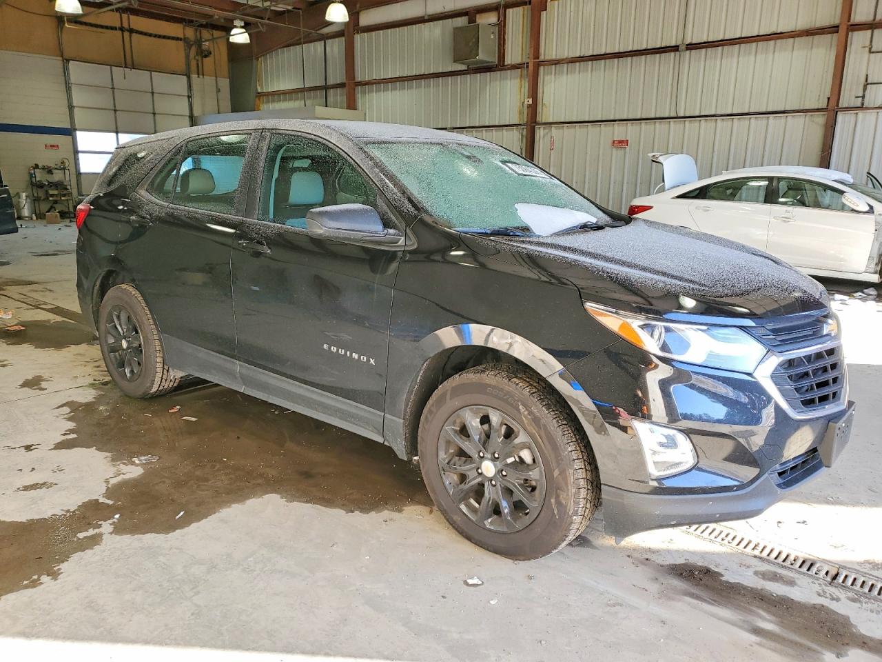 2021 CHEVROLET EQUINOX photo 4