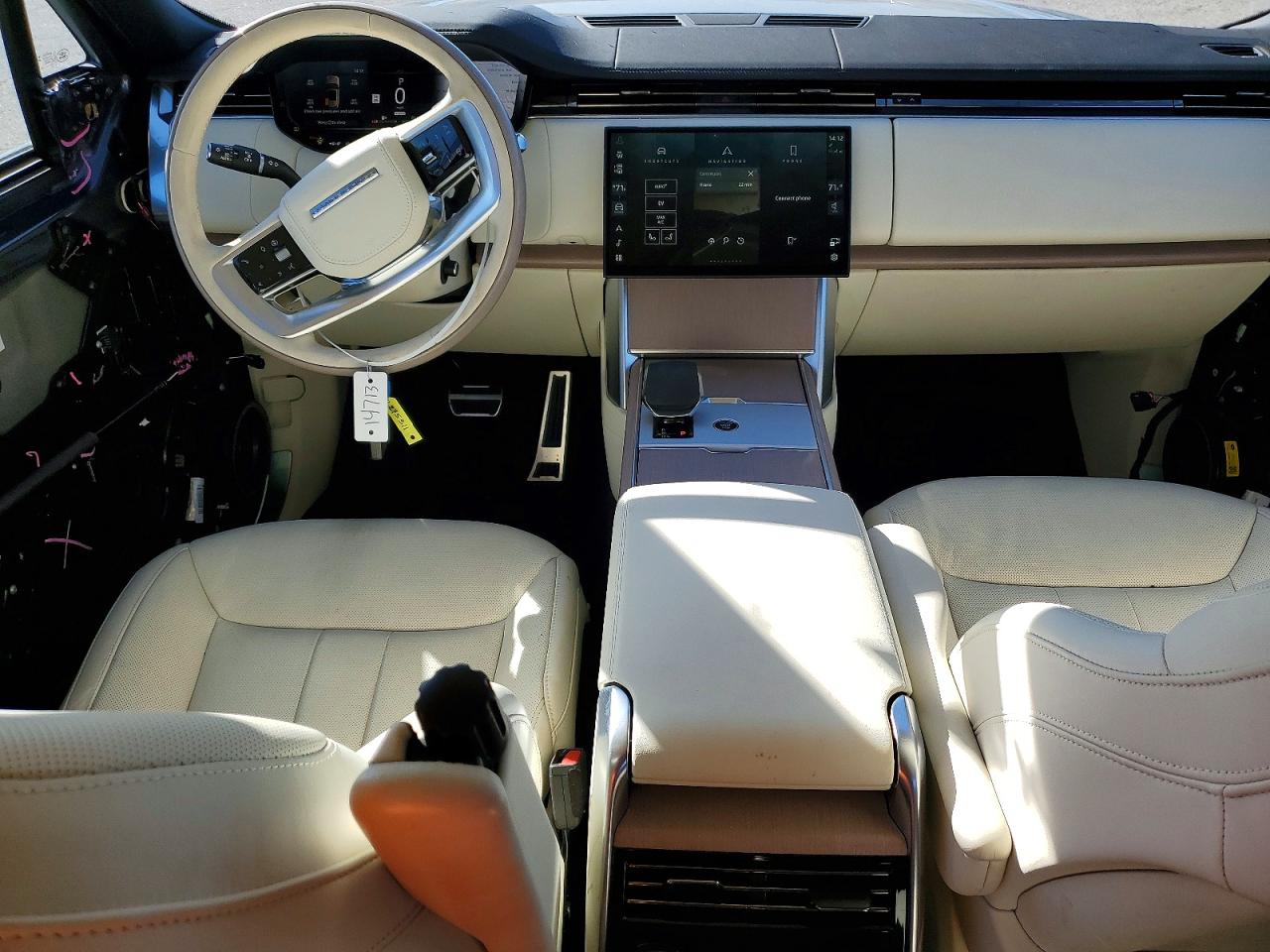 2025 LAND ROVER RANGE ROVER SE photo 8
