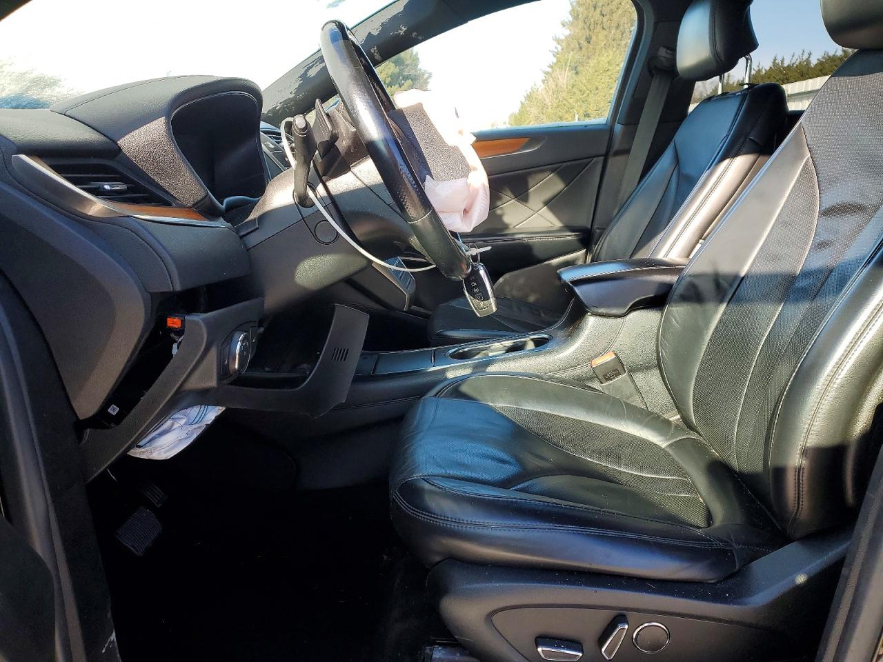 2017 LINCOLN MKC RESERVE photo 7