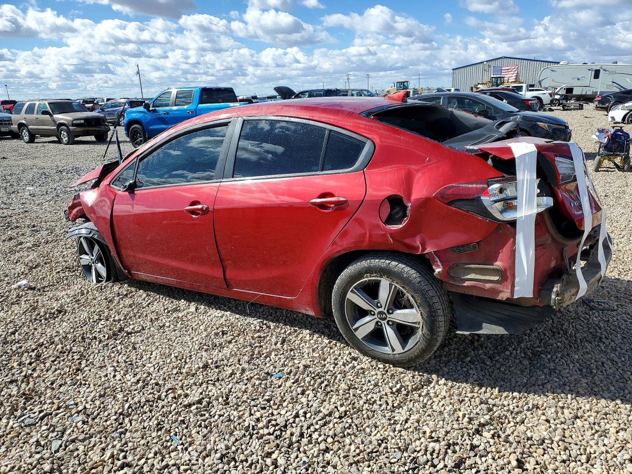 2018 KIA FORTE S photo 2