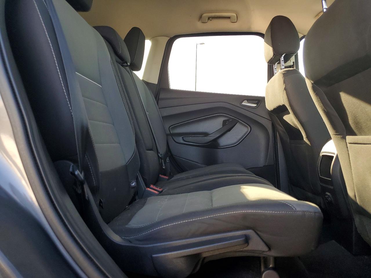 2014 FORD ESCAPE SE photo 19