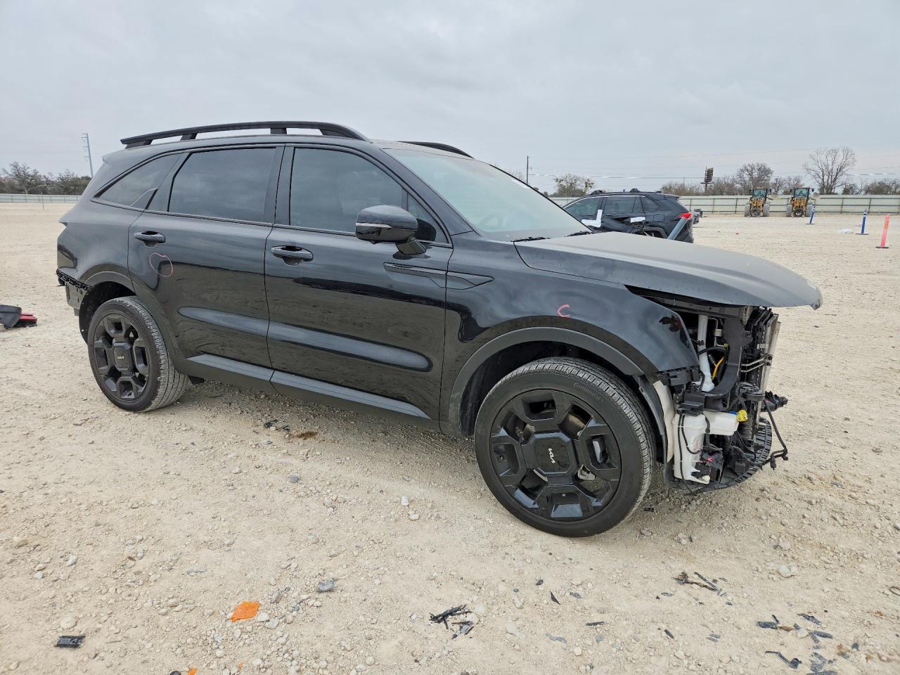 2024 KIA SORENTO photo 4