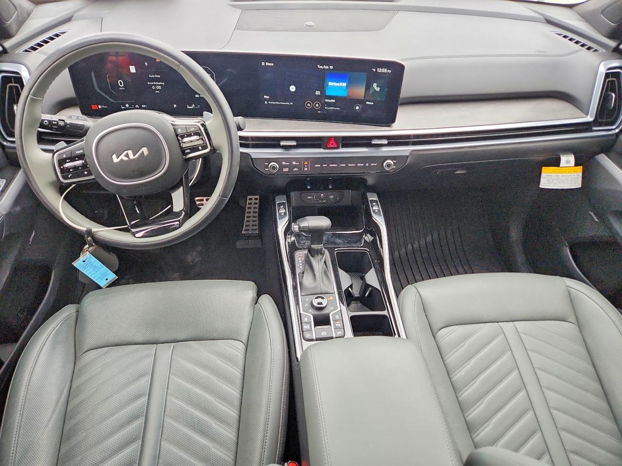 2024 KIA SORENTO photo 8