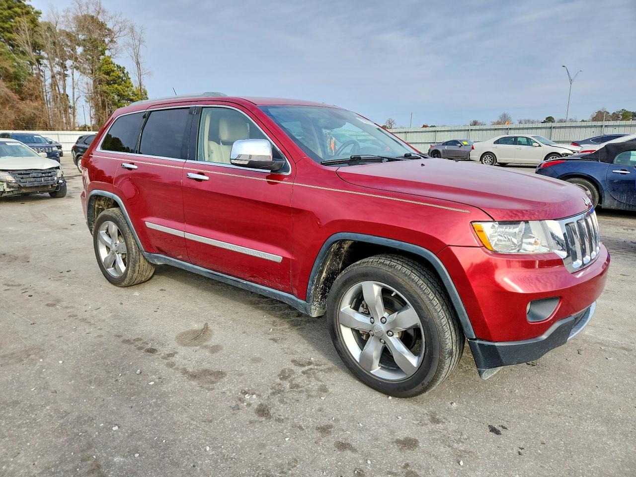 2012 JEEP GRAND CHEROKEE LIMITED photo 4