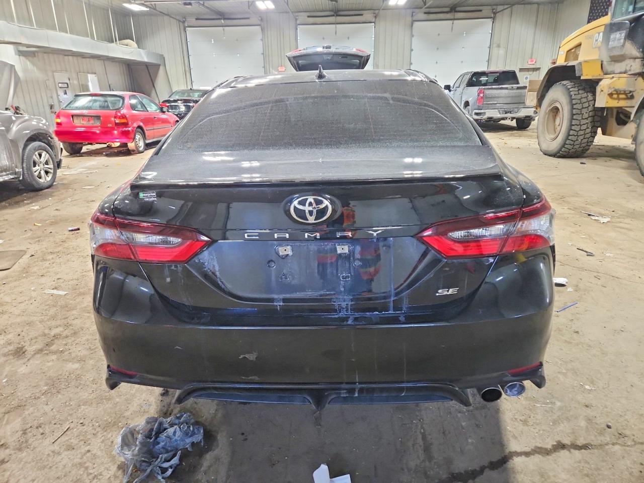 2024 TOYOTA CAMRY SE NIGHT SHADE photo 11