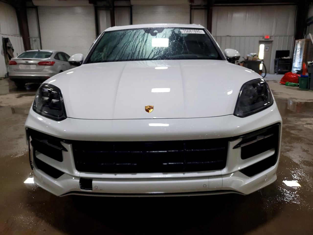 2025 PORSCHE CAYENNE GTS photo 5