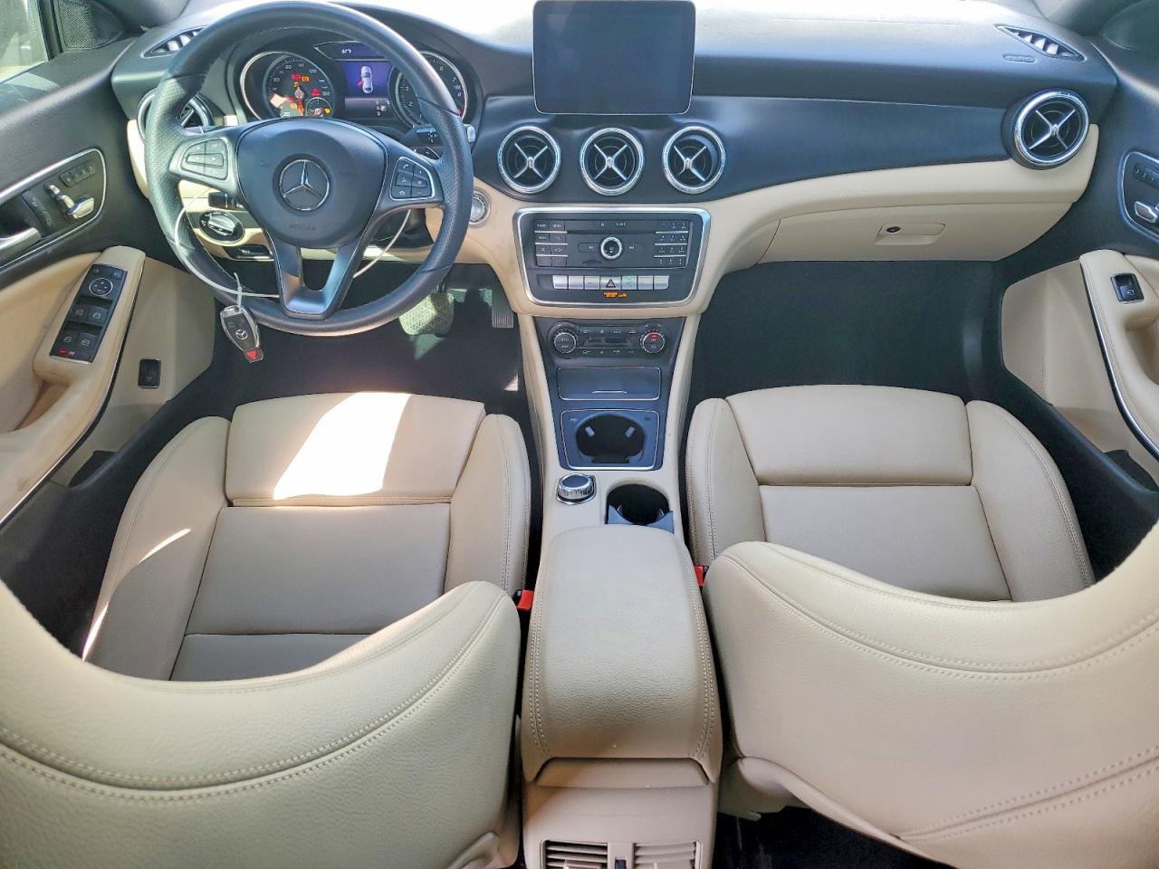 2018 MERCEDES-BENZ CLA 250 photo 15