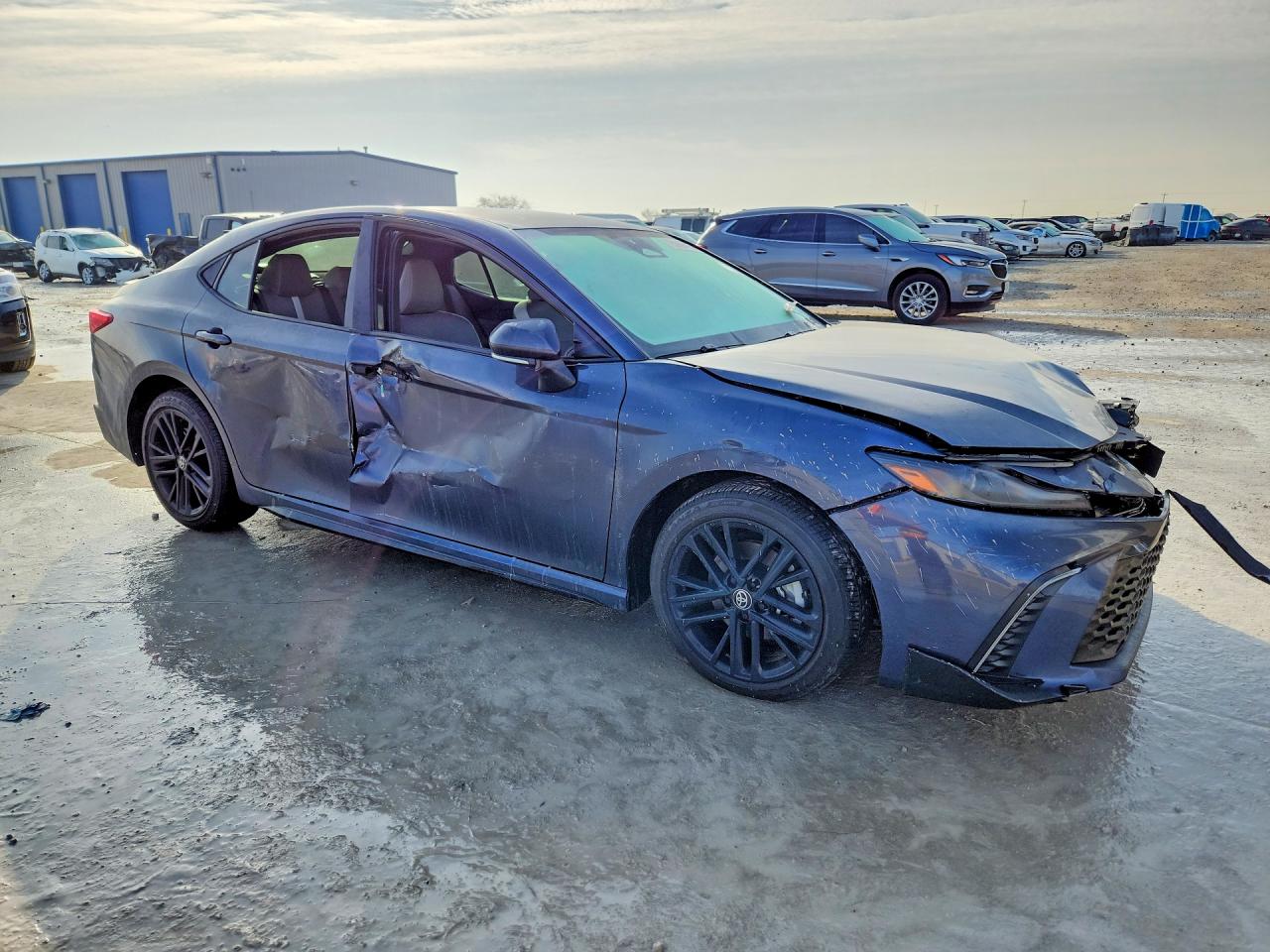 2026 TOYOTA CAMRY XSE photo 4