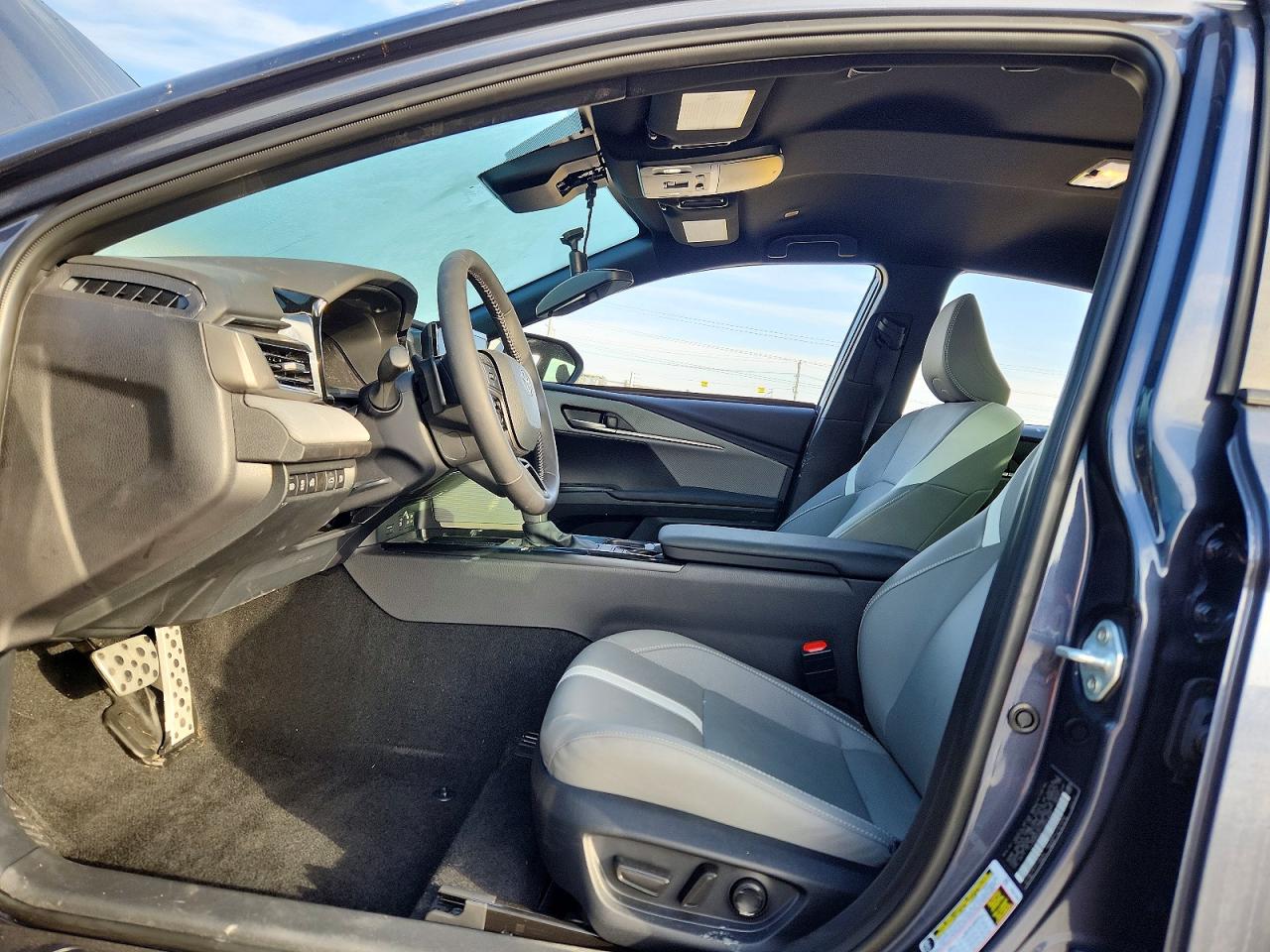 2026 TOYOTA CAMRY XSE photo 7