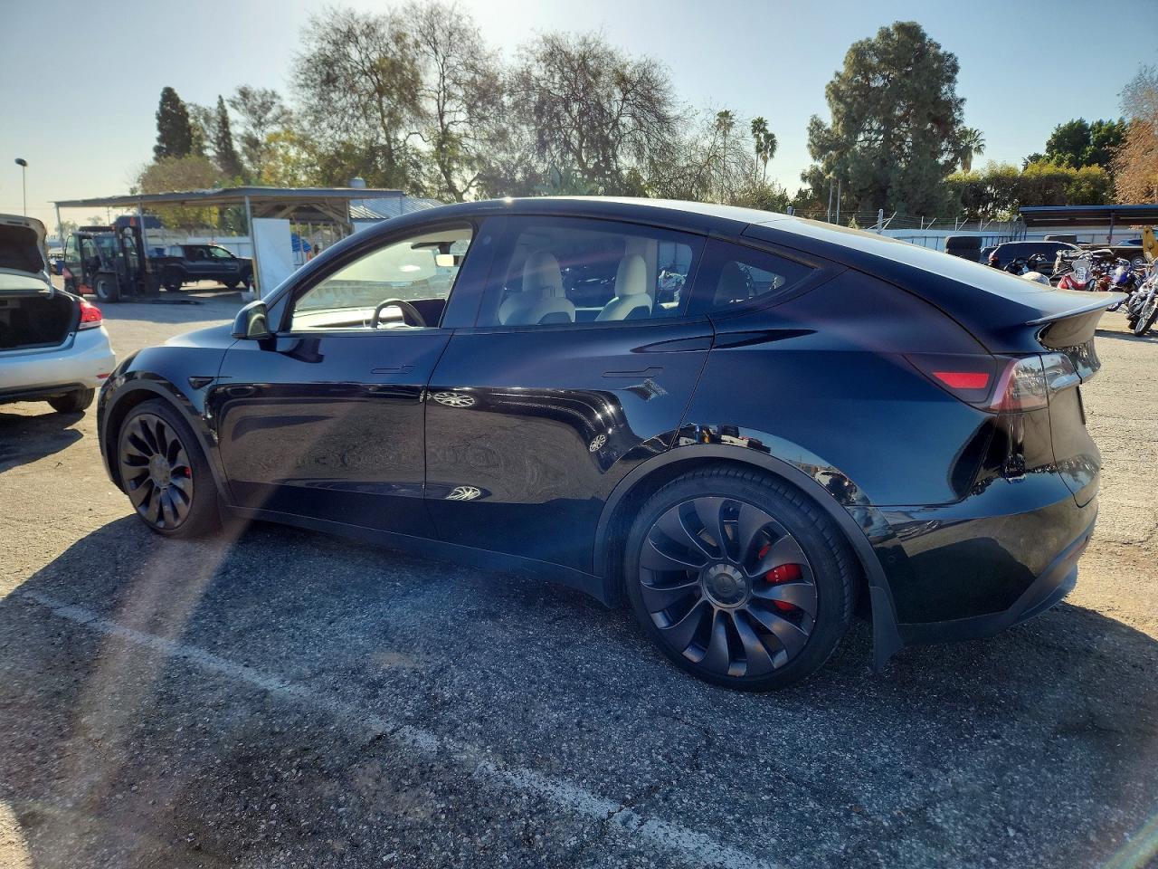 2021 TESLA MODEL Y photo 2