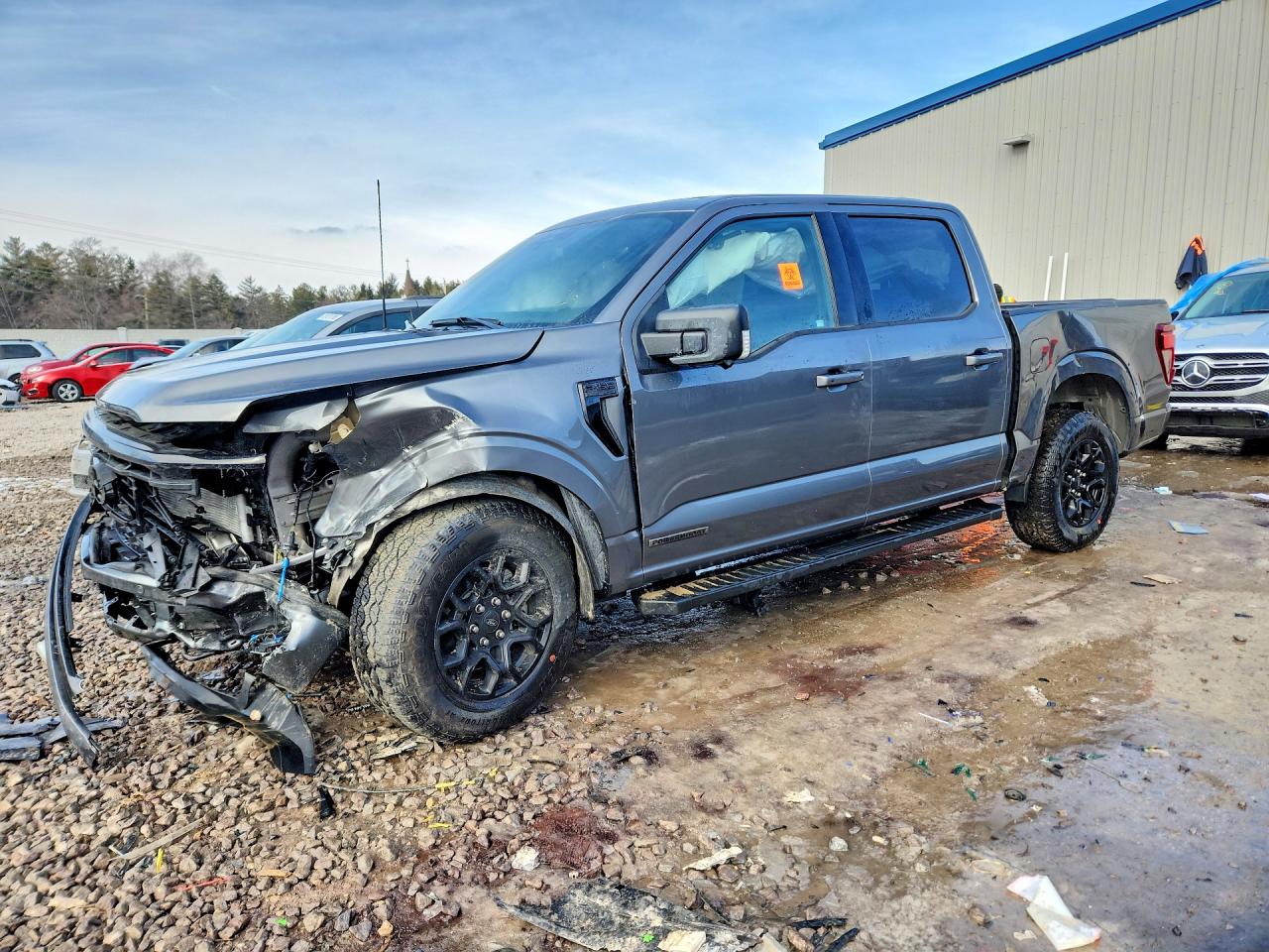 2025 FORD F150