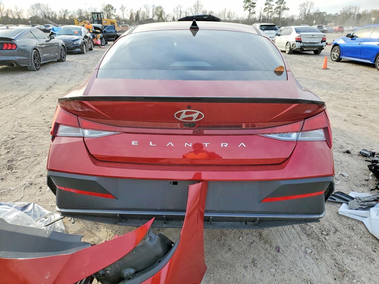 2025 HYUNDAI ELANTRA SEL SPORT photo 11